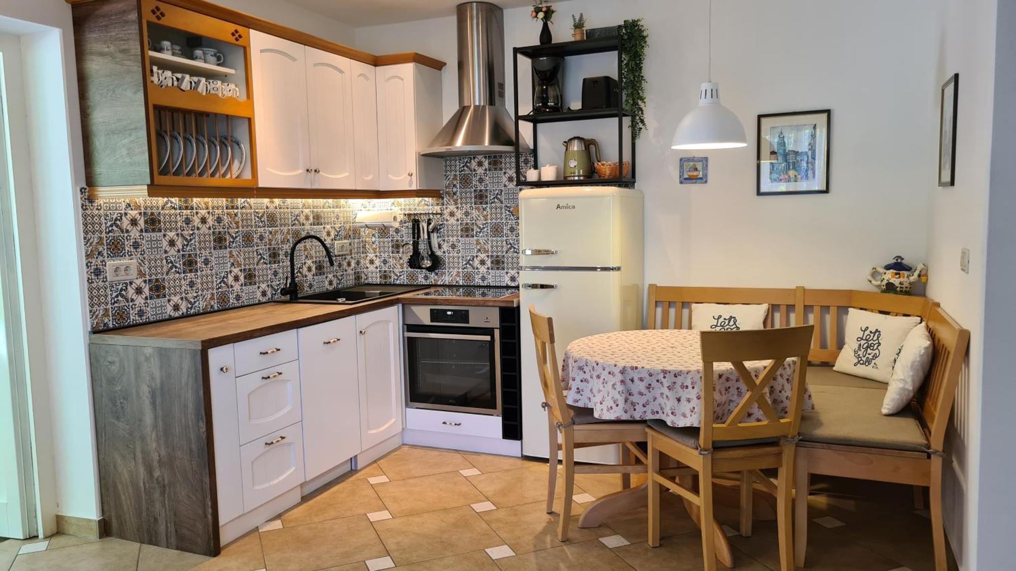 Villa Amalia Apartment 2 Malinska Eksteriør bilde