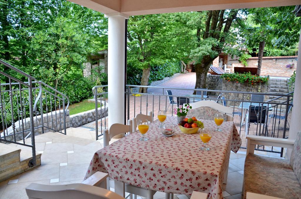Villa Amalia Apartment 2 Malinska Rom bilde